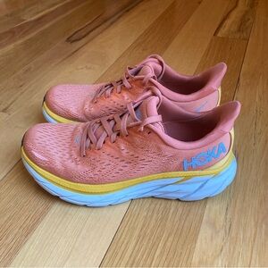 HOKA Clifton 8 Running Shoes